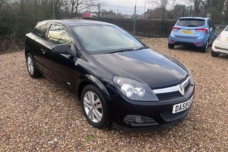 Black Used 2009 Vauxhall Astra Sport Hatchback | £2,995 (Expensive) - Image 1/1