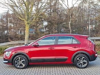 New Kia Niro 168 HP (123 kW) 2025 Red SUV