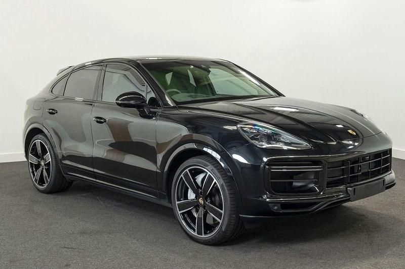 Used Porsche Cayenne Turbo 550 HP (404 kW) 2019 Black SUV