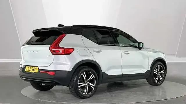 Used Volvo XC40 R-Design 161 HP (118 kW) 2021 SUV