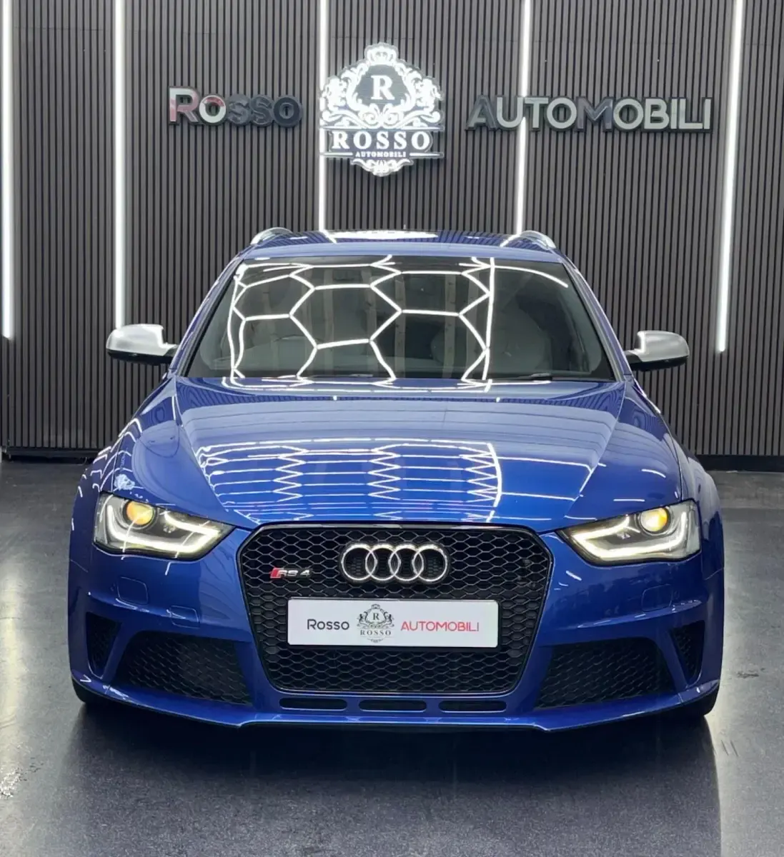 Used Audi RS4 Advanced 450 HP (330 kW) 2014 Blue Estate