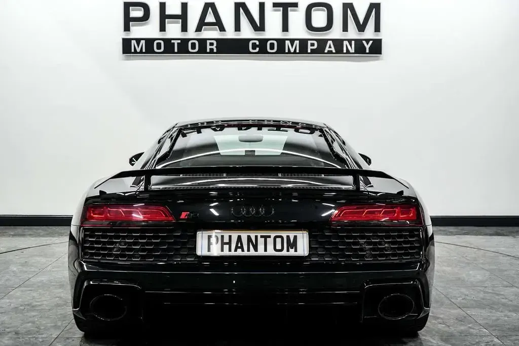 Used Audi R8 Coupé Performance 620 HP (456 kW) 2022 Black Coupe