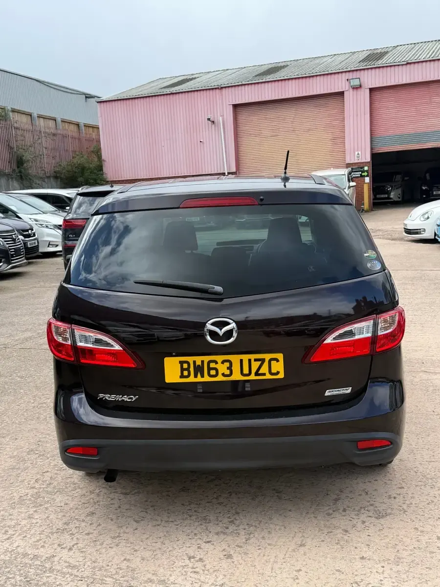 Usado Mazda 5 144 HP (105 kW) 2014 Roxo Monovolume