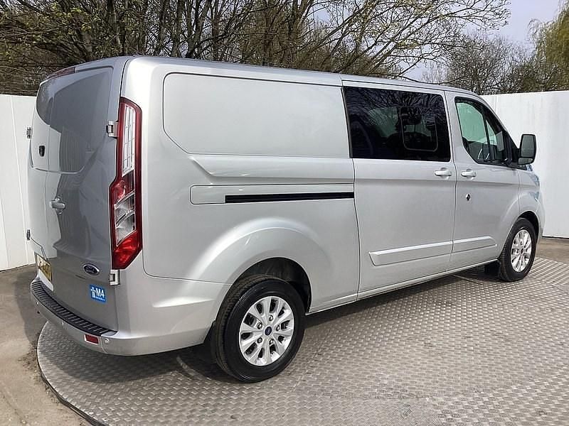 Used Ford Transit Custom Limited 130 HP (95 kW) 2022 Silver Van