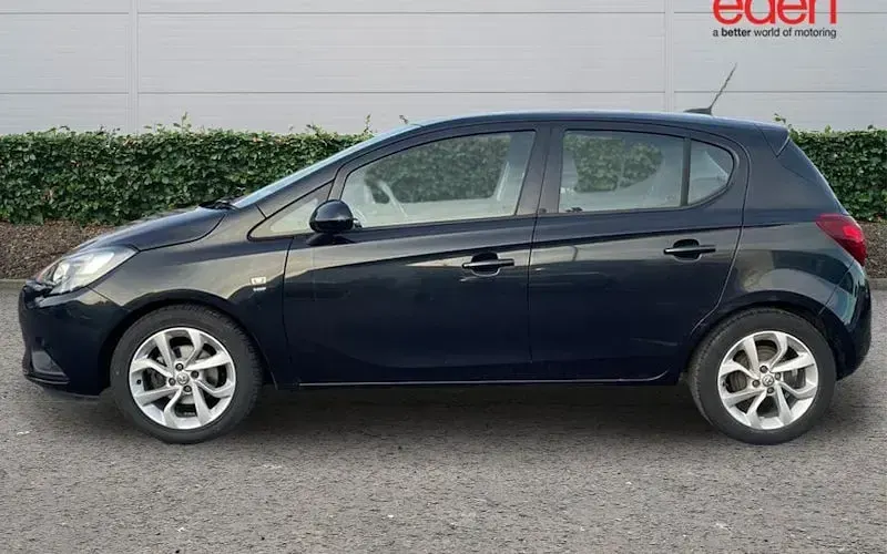 Used Vauxhall Corsa 90 HP (66 kW) 2016 Black Hatchback