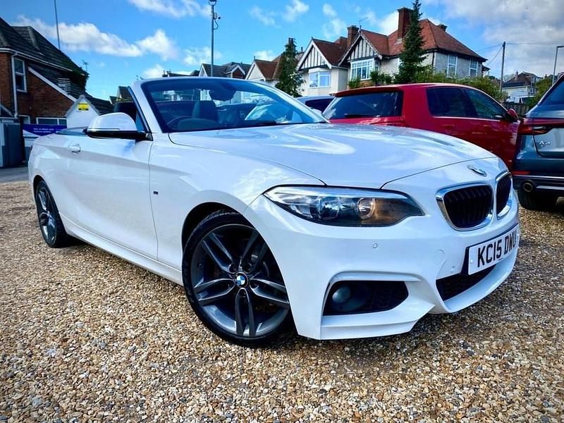 Used BMW 220 M Sport 190 HP (139 kW) 2015 White Cabriolet