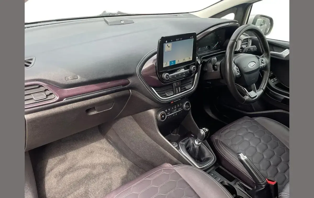 Used Ford Fiesta Vignale 123 HP (90 kW) 2018 Silver Hatchback