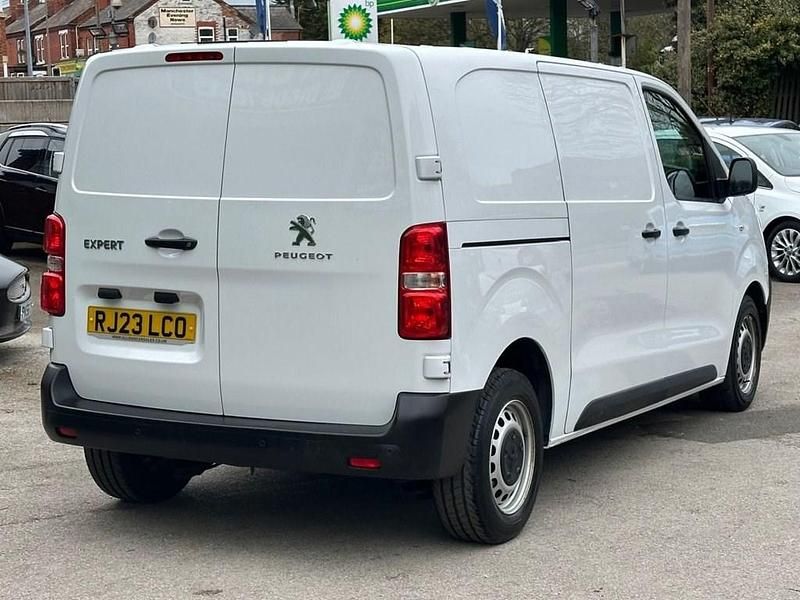 Second-hand Peugeot Expert Premium 2023 Alb Van
