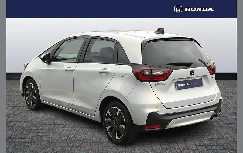 Used Honda Jazz Advance 120 HP (88 kW) 2024 White Hatchback
