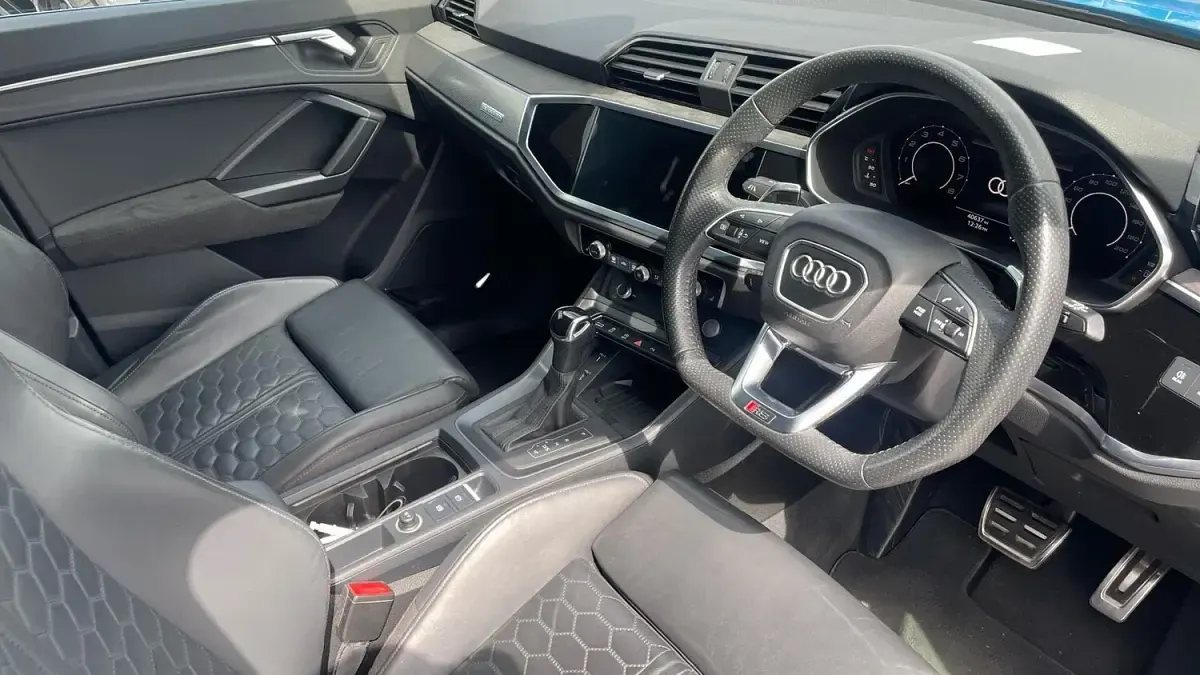 Used Audi Q3 Advanced 2020 Blue SUV