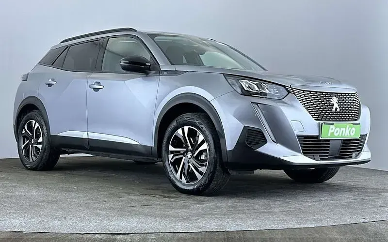 Used Peugeot e-2008 Allure+ 100 kW (136 HP) 2022 SUV