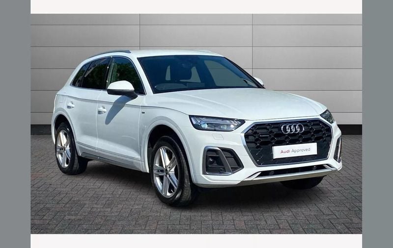 White Used 2021 Audi Q5 S-Line SUV | £26,850 (Good price) - Image 1/4