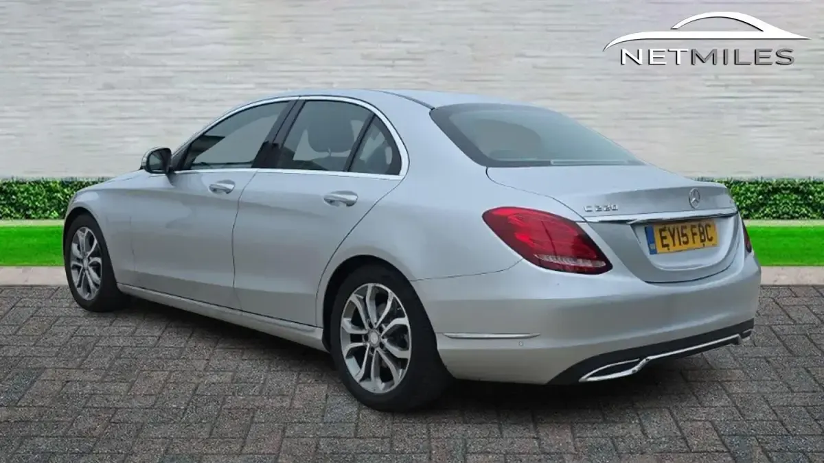 Used Mercedes C220 170 HP (125 kW) 2015 Silver Sedan