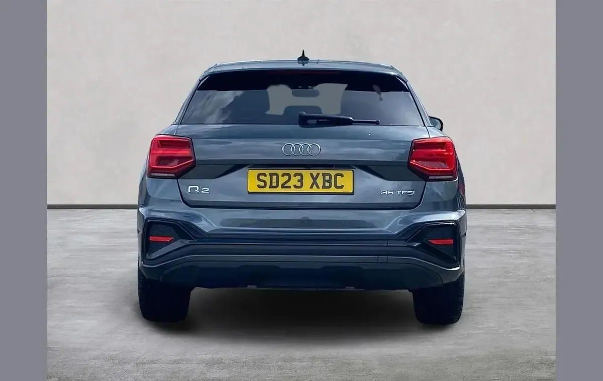 Used Audi Q2 Black Edition 150 HP (110 kW) 2023 Grey SUV