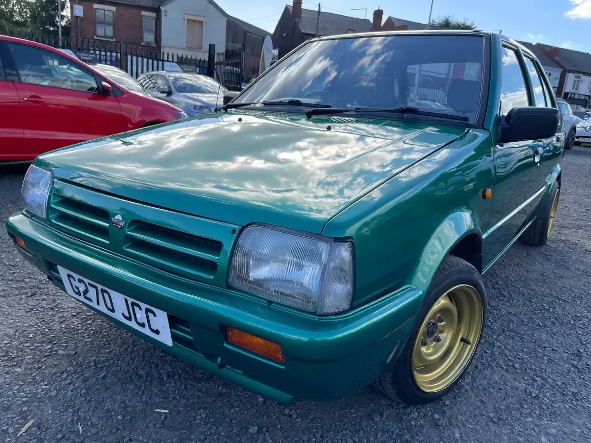 Used Nissan Micra 60 HP (44 kW) 1990 Green Hatchback