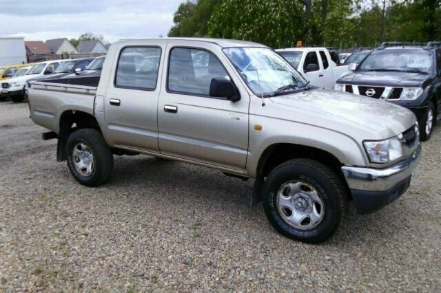 Used Toyota HiLux 2003 Pickup