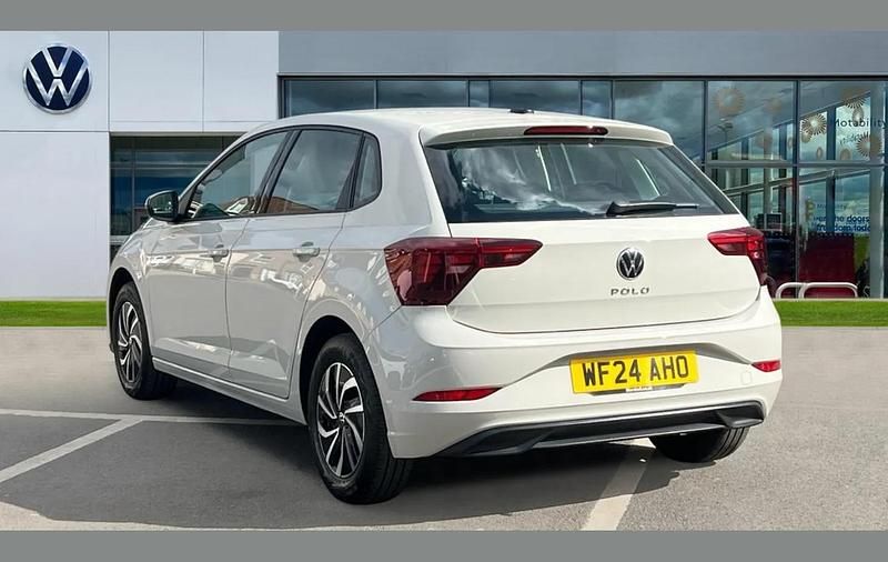 Used VW Polo Life 95 HP (69 kW) 2024 Grey Hatchback