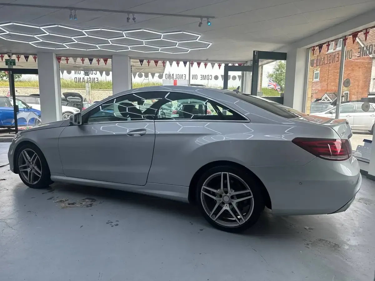Used Mercedes E220 AMG line 174 HP (127 kW) 2015 Silver Coupe