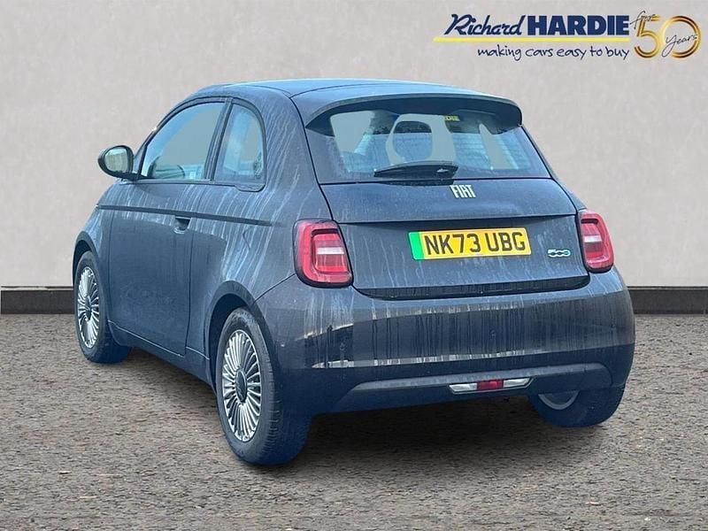 Black Used 2023 Fiat 500e Icon Hatchback | £15,999 (A bit pricey) - Image 1/3