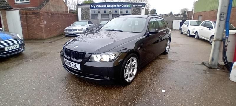 Used BMW 325 218 HP (160 kW) 2006 Black Estate