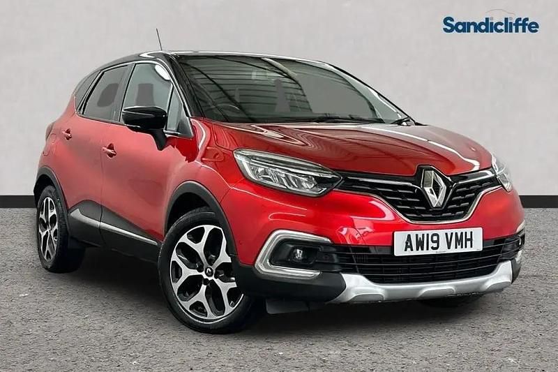 Red/black Used 2019 Renault Captur GT-Line SUV | £12,990 (Fair price) - Image 1/4