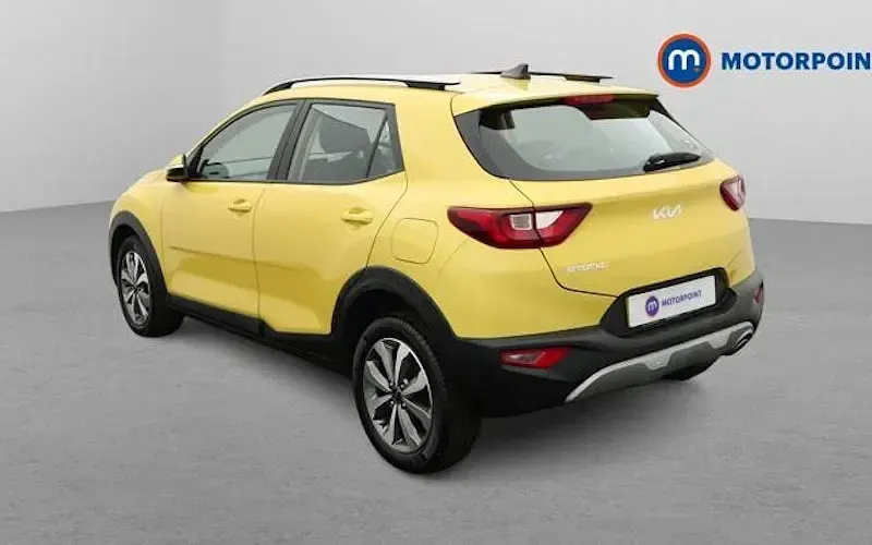 Used Kia Stonic 99 HP (72 kW) 2025 Yellow SUV