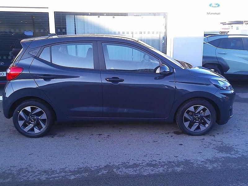 New Hyundai i10 Advanced 67 HP (49 kW) 2025 Lumen grey Hatchback