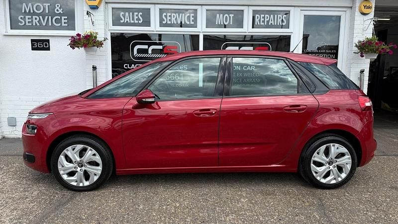 Used Citroën C4 Picasso SELECTION 118 HP (86 kW) 2016 Red MPV