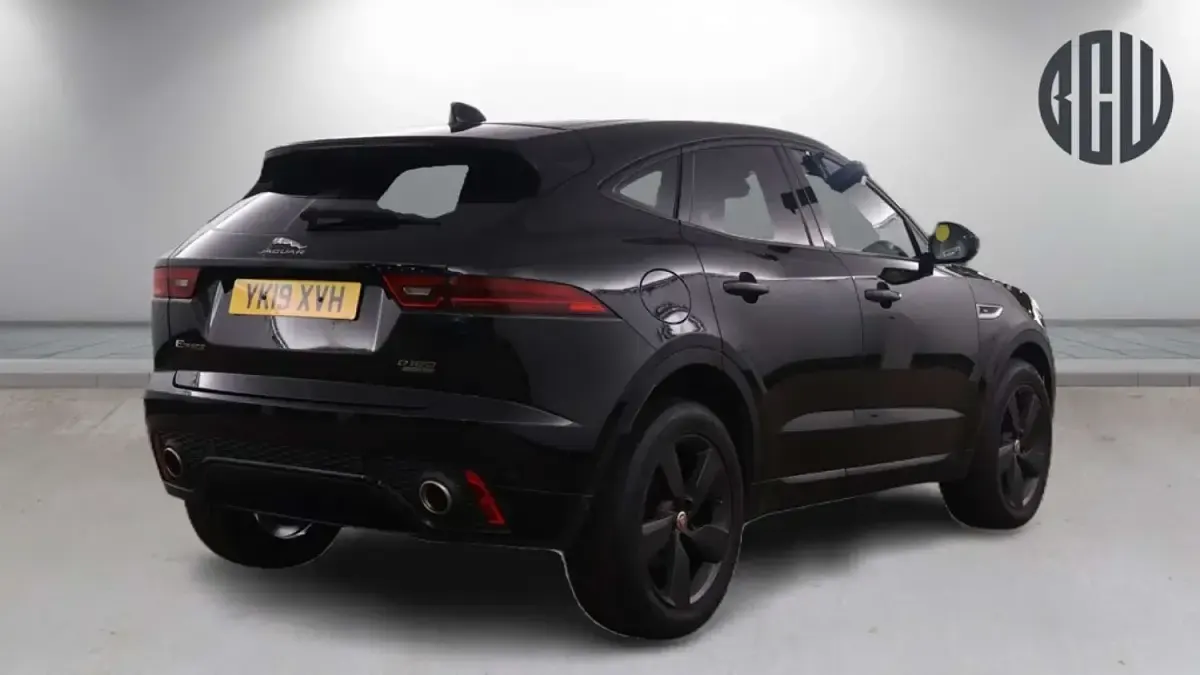 Used Jaguar E-Pace R-Dynamic 180 HP (132 kW) 2019 Black SUV