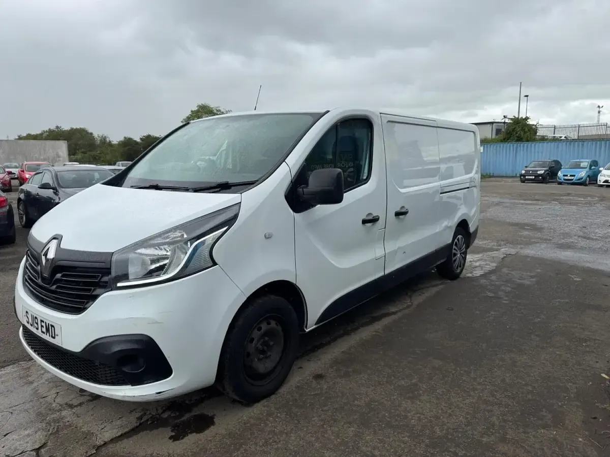 Used Renault Trafic Business 2019 White MPV