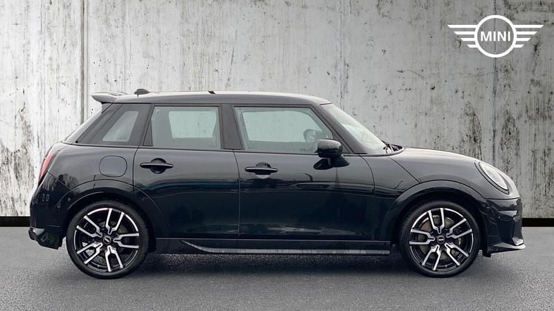Used Mini Cooper S Hatch 201 HP (147 kW) 2025 Black Hatchback