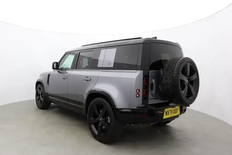Used Land Rover Defender HSE Dynamic 296 HP (217 kW) 2022 Grey SUV