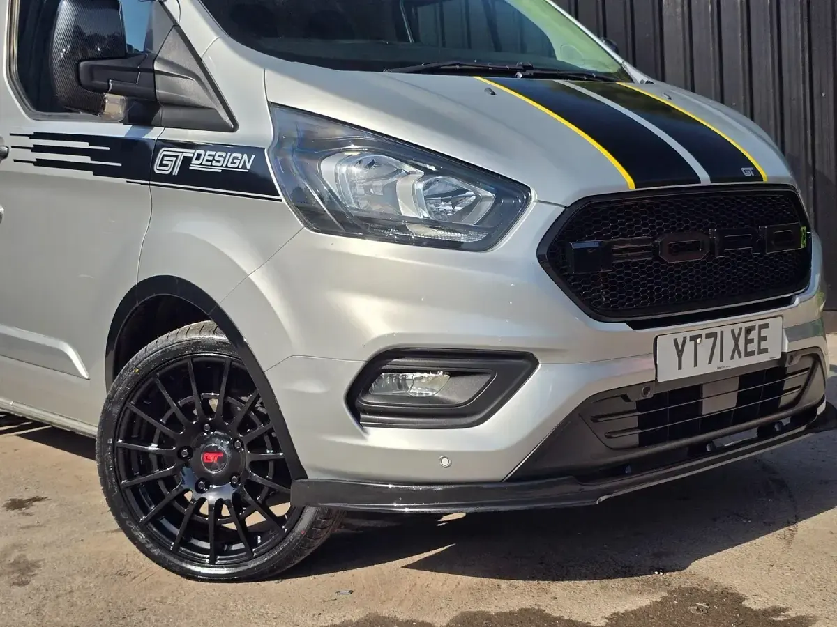 Used Ford Transit Custom 130 HP (95 kW) 2021 Silver Van