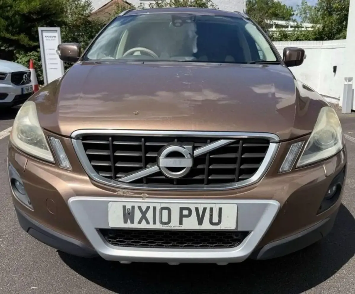 Used Volvo XC60 SE Lux 2010 Bronze SUV