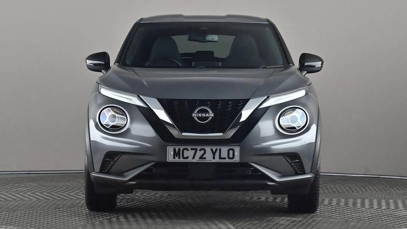 Used Nissan Juke N-Connecta 114 HP (83 kW) 2023 Grey SUV
