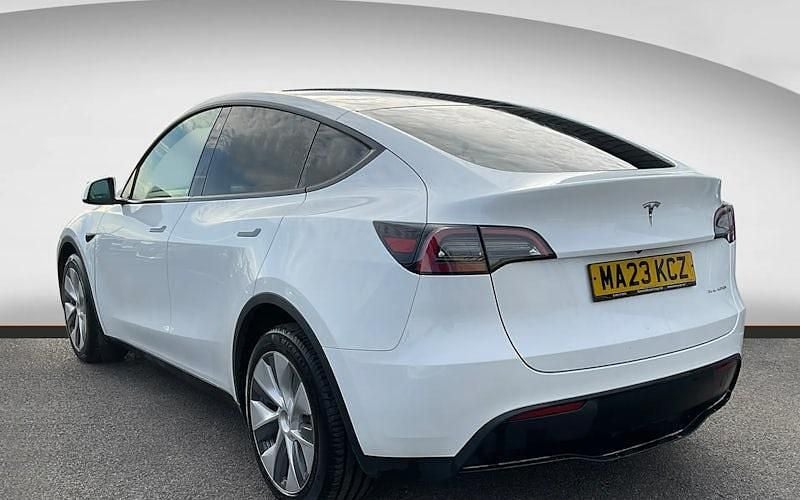 Used Tesla Model Y Long Range AWD 286 kW (389 HP) 2025 SUV