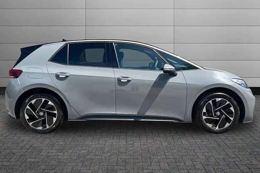 Used VW ID.3 Pure 125 kW (170 HP) 2026 Moonstone grey with solid black roof Hatchback