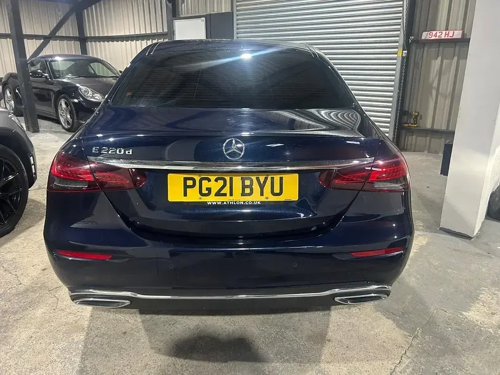 Used Mercedes E220 2021 Blue Sedan