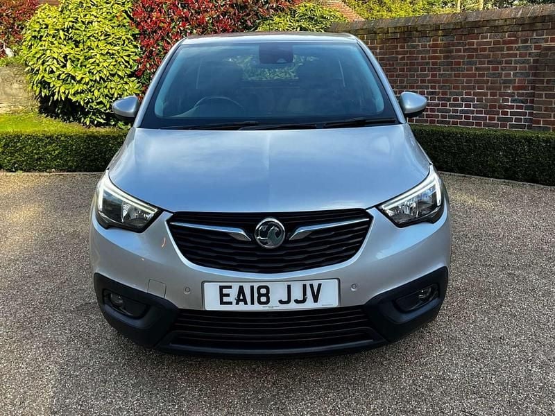 Used Vauxhall Crossland X S 99 HP (72 kW) 2018 Silver SUV