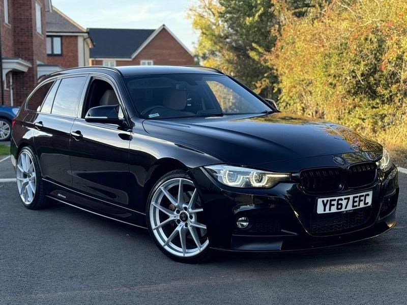 Black Used 2018 BMW 320 M Sport Estate | £10,995 (Fair price) - Image 1/4