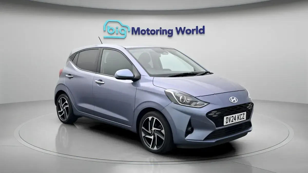 Used Hyundai i10 Premium 67 HP (49 kW) 2023 Hatchback