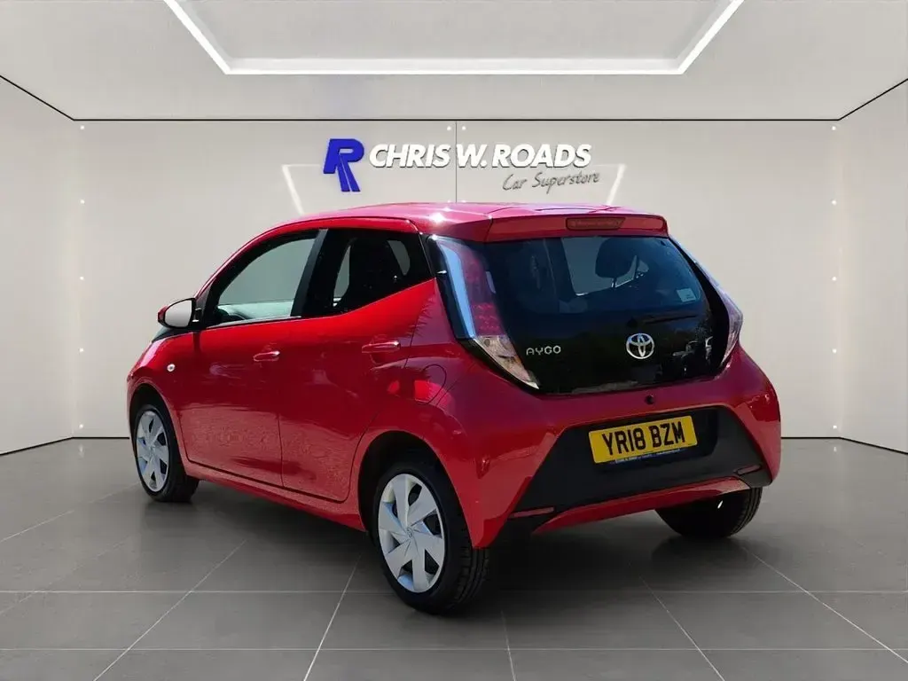 Used Toyota Aygo X-play 2018 Red Hatchback