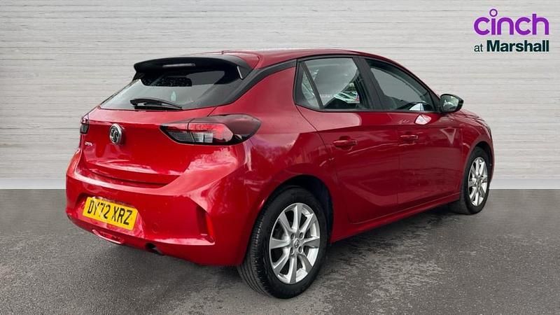 Second-hand Vauxhall Corsa Design Edition 75 CP (55 kW) 2022 Roșu Hatchback