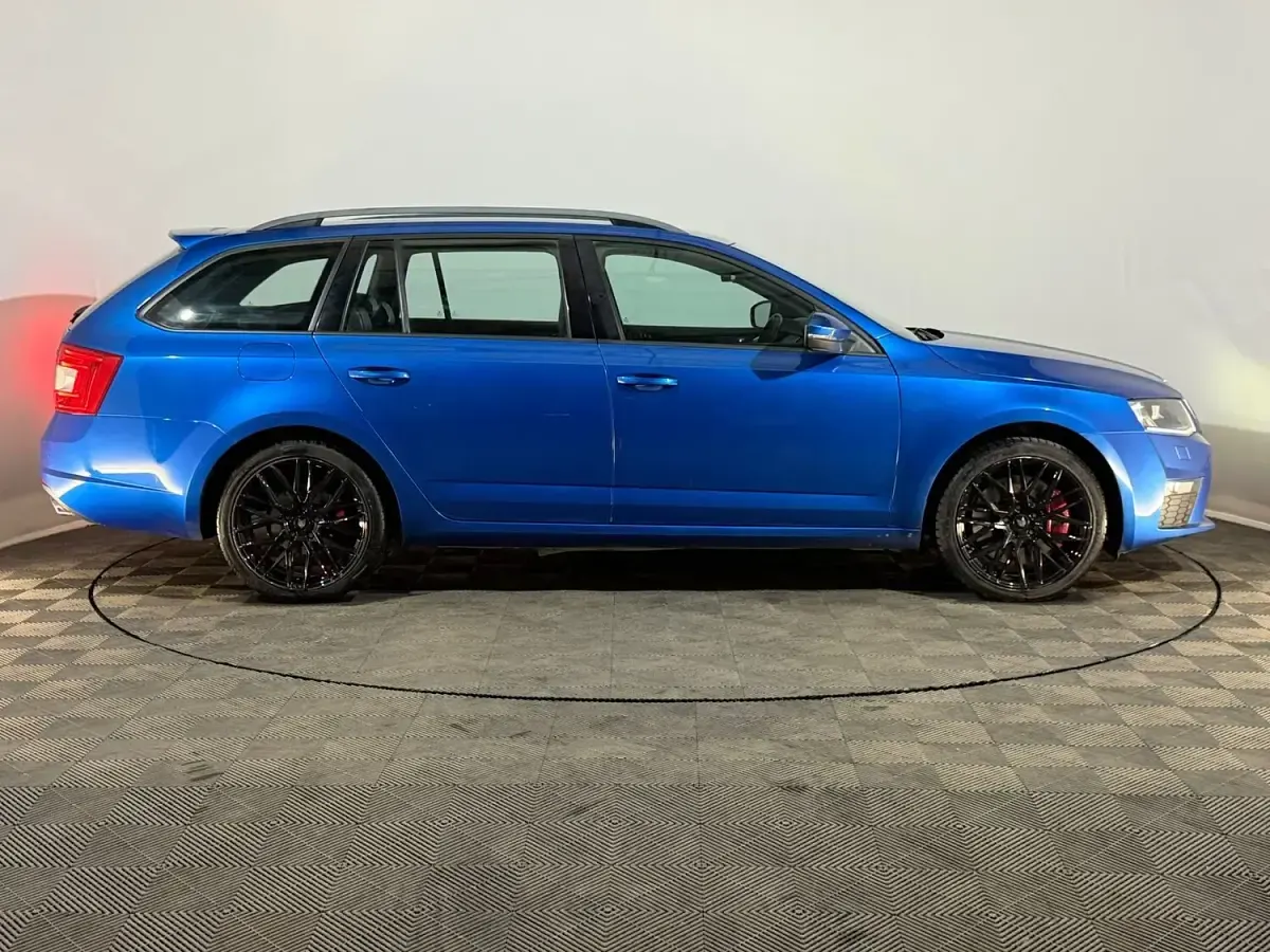 Gebraucht Skoda Octavia vRS 181 PS (133 kW) 2015 Blau Kombi
