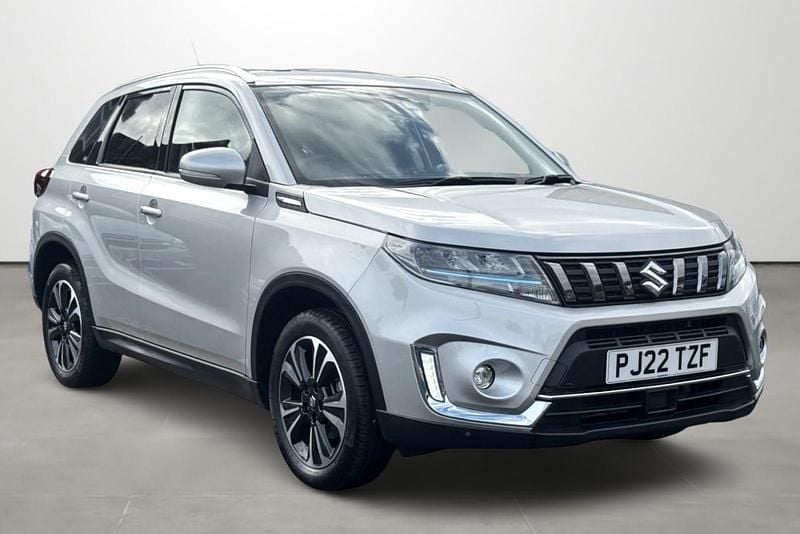 Silver metallic Used 2022 Suzuki Vitara SZ5 Estate | £20,495 (A bit pricey) - Image 1/3