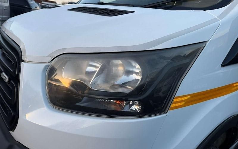 Used Ford Transit 170 HP (125 kW) 2019 Van