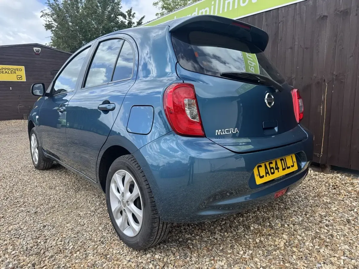 Used Nissan Micra Acenta 80 HP (58 kW) 2014 Blue Hatchback