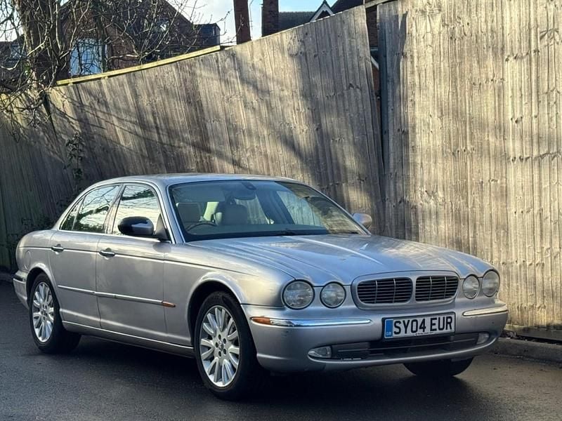 Silver Used 2004 Jaguar XJ SE Sedan | £2,250 (Good price) - Image 1/4