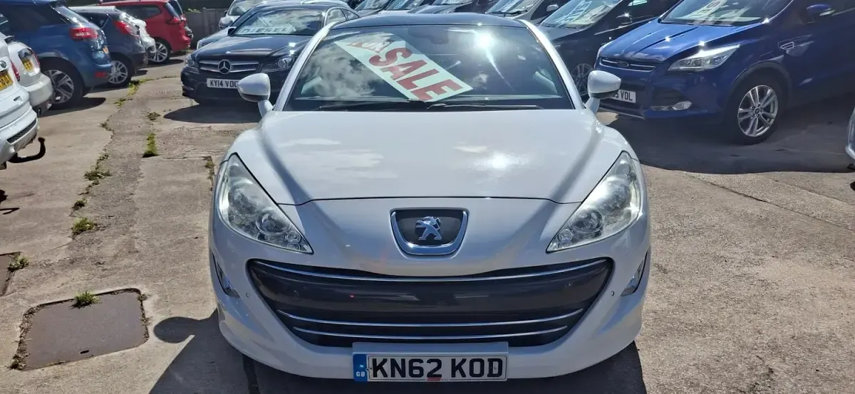 Used Peugeot RCZ GTi 200 HP (147 kW) 2012 White Coupe