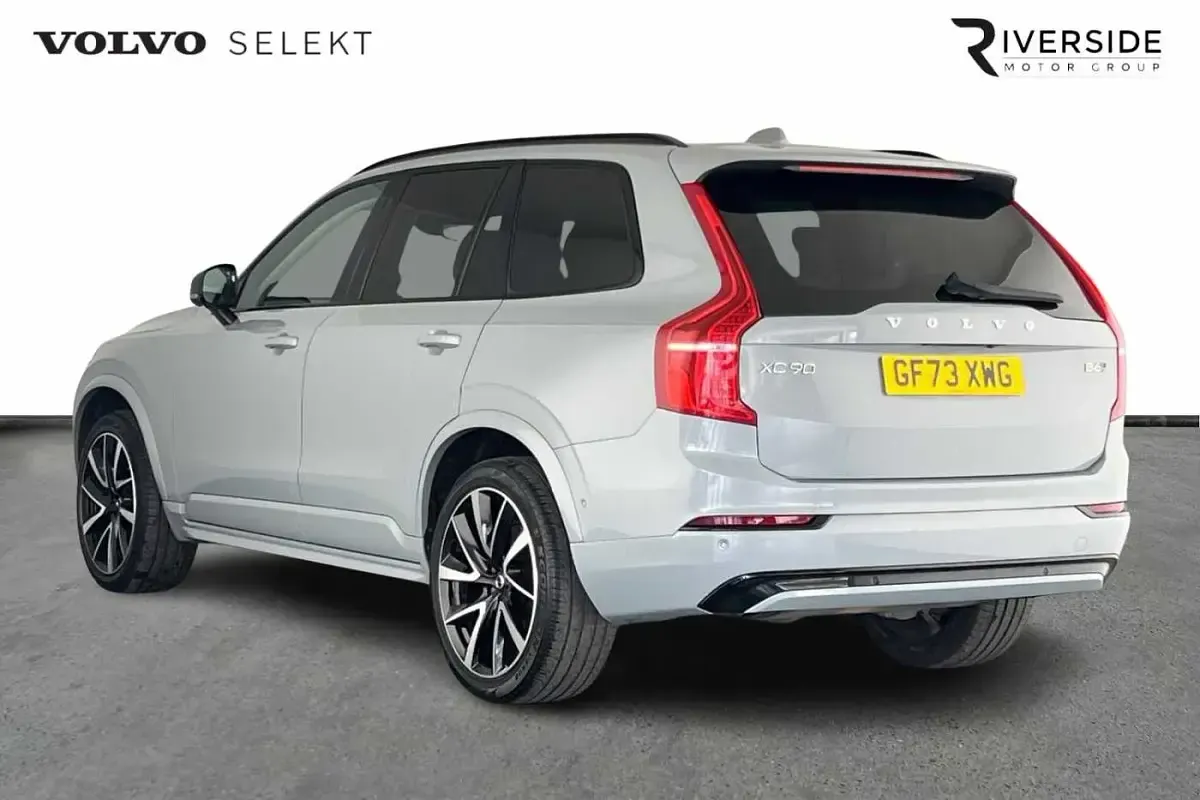 Used Volvo XC90 Ultimate 299 HP (219 kW) 2023 Vapour grey SUV